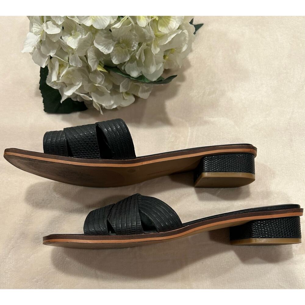 Sold-Vince Camuto Black Slip on Sandal, Size 9.5M - Picture 6 of 9